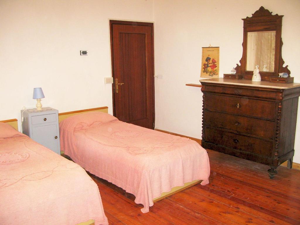 אמפולי Agriturismo Martignana Alta חדר תמונה