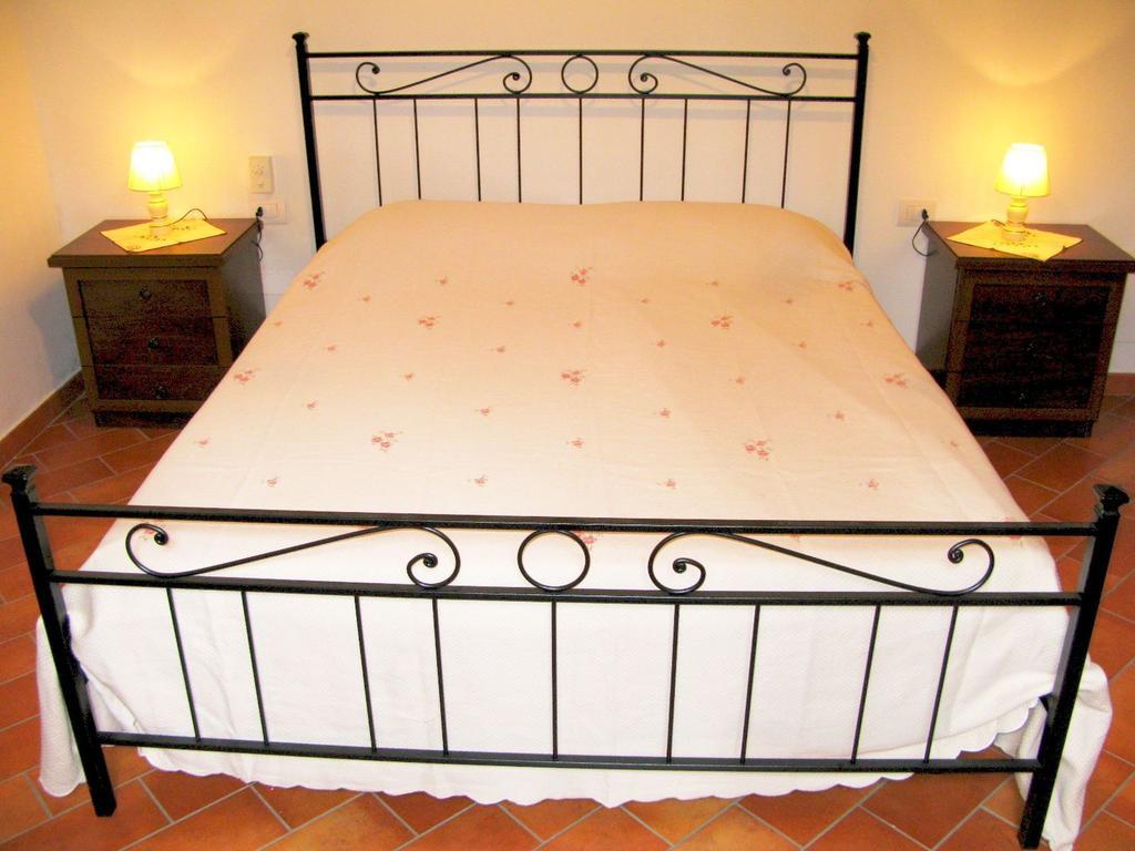 אמפולי Agriturismo Martignana Alta חדר תמונה