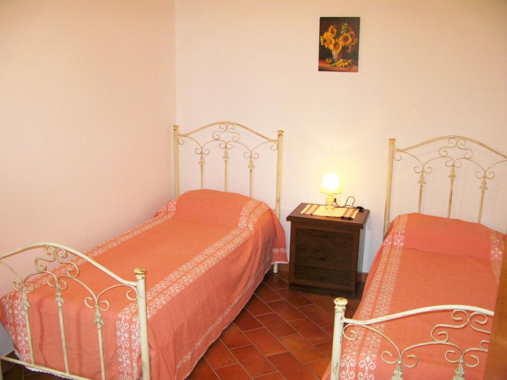 אמפולי Agriturismo Martignana Alta חדר תמונה