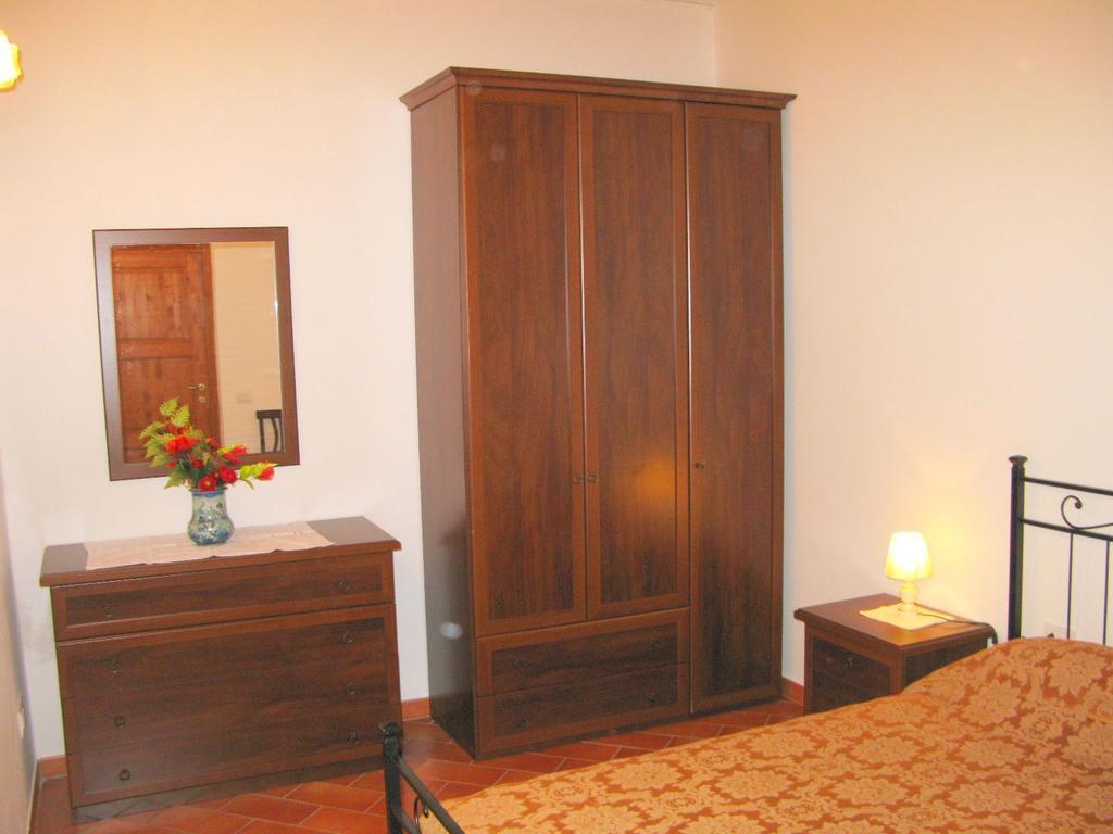 אמפולי Agriturismo Martignana Alta חדר תמונה