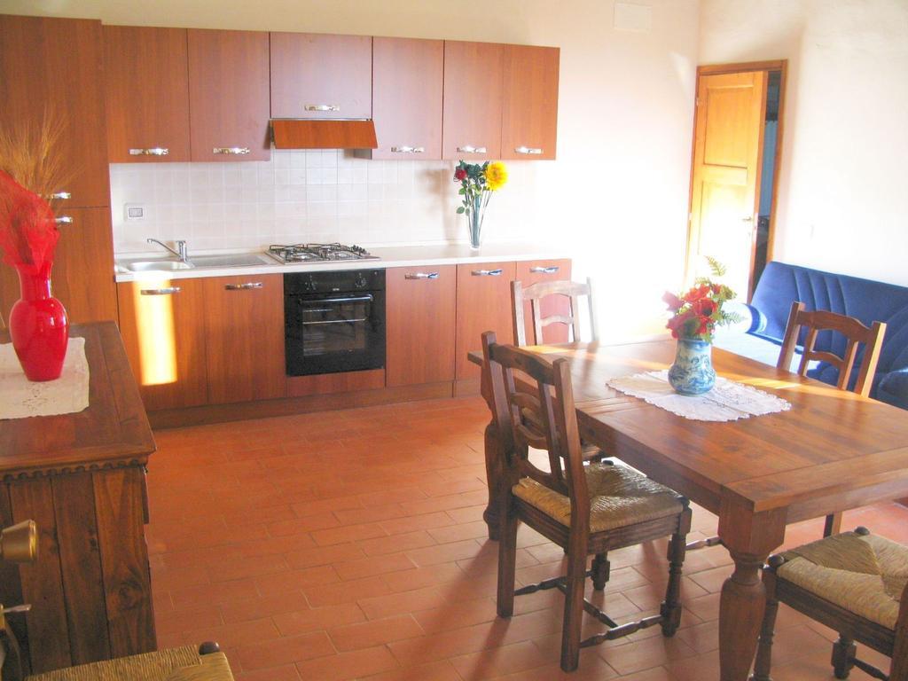 אמפולי Agriturismo Martignana Alta חדר תמונה