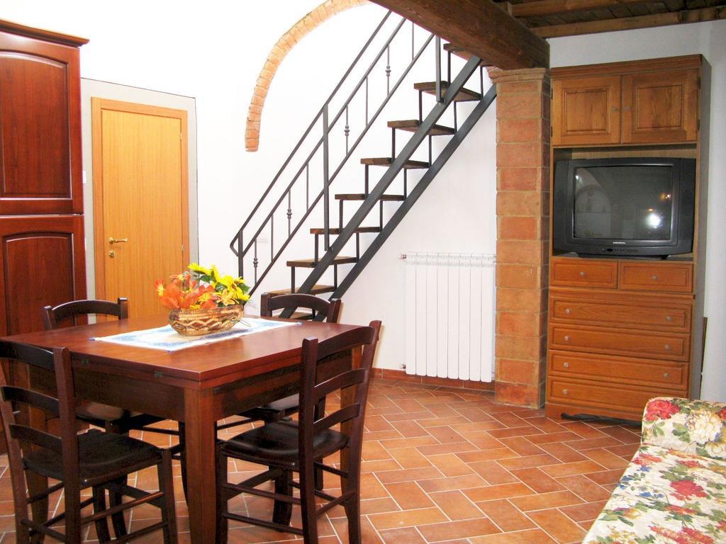 אמפולי Agriturismo Martignana Alta חדר תמונה